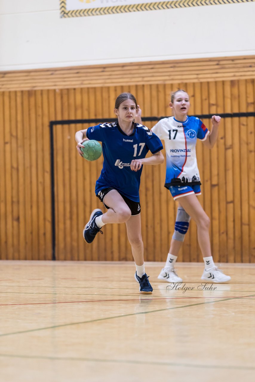 Bild 204 - wCJ TSV Ellerau - SG Pahlhude/Tellingstedt : Ergebnis: 21:18